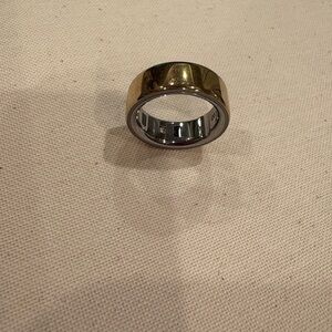 GEN 4 OURA RING! Gold, Size 8. Perfect condition!